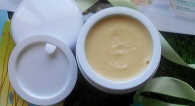 recettes de pommades pour le traitement des varices dans les jambes